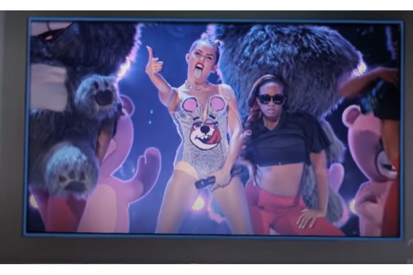 Funny Star Trek Miley Cyrus video image