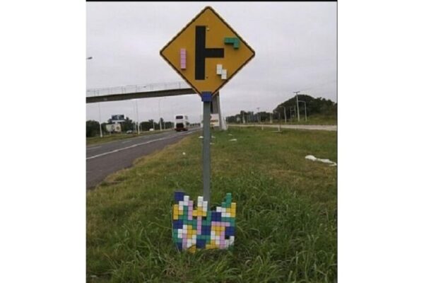 Tetris Sign on the side of the road image