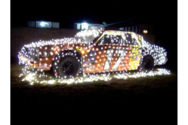 true redneck Christmas display image